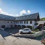 Duplex Near Slopes Balcony & Panoramic View